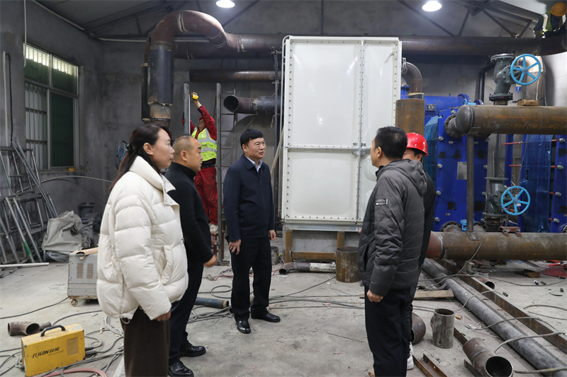 全力保障校园供热 确保师生温暖过冬——党委书记曲志勇检查指导学院冬季供暖准备工作