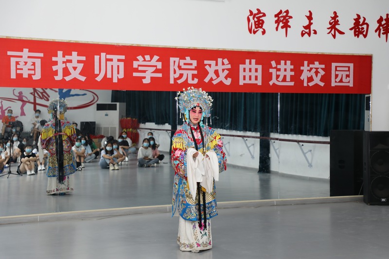 9N1A2805.JPG